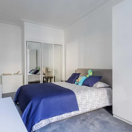 Apartment Charming 148m2 Flat In The Champs-elysees District *